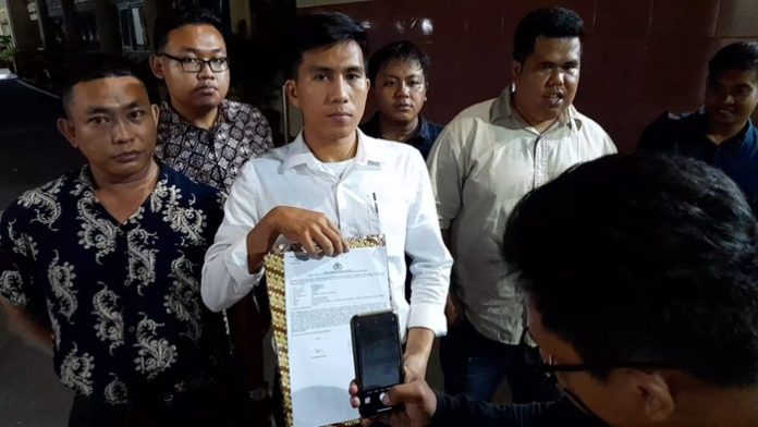 Enam mahasiswa diduga buat klarifikasi bohong resmi dilaporkan ke Polrestabes Medan. (F:Ist/Mistar)