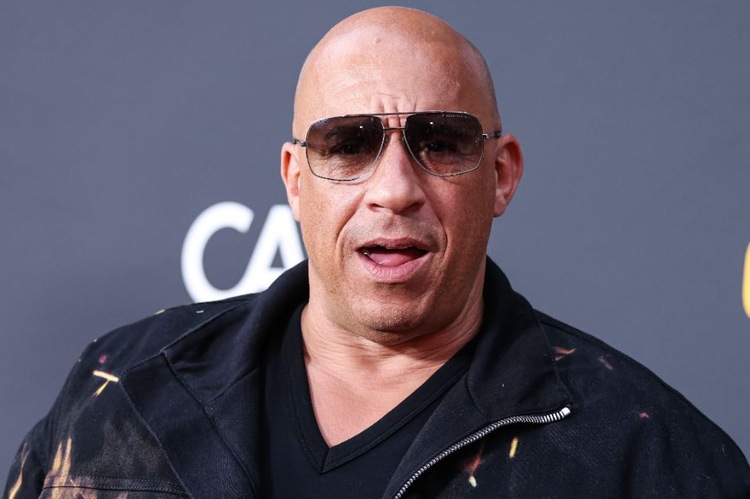 Digugat Eks Asistennya, Vin Diesel Bantah Pelecehan Seksual - HARIAN MISTAR