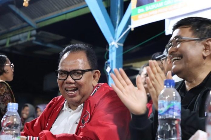 Ketua DPRD Sumatera Utara, Baskami Ginting, dan Anggota Komisi DPR RI, Djarot Saiful Hidayat. (f:ist/mistar)