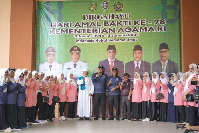 Bobby Nasution saat menjadi Pembina Apel Hari Amal Bakti ke-78 Kementerian Agama (Kemenag) RI di Asrama Haji Medan (f:ist/mistar)
