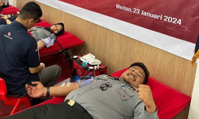 Semarakkan Hari Bhakti Imigrasi, Pegawai Lapas Medan Donorkan Darah