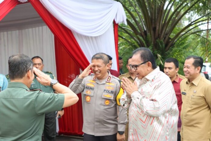 Ketua DPRD Sumut Baskami Ginting saat bersama Kapolda Sumut (f:ist/mistar)