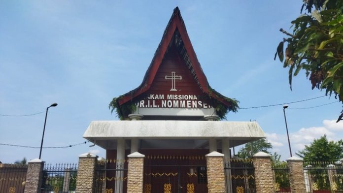 Makam Misionaris Nomensen di Kecamatan Sigumpar (f:nimrot/mistar)