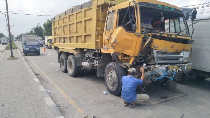 Kecelakaan Beruntun di Jalan Cemara, Sejumlah Mobil Ringsek