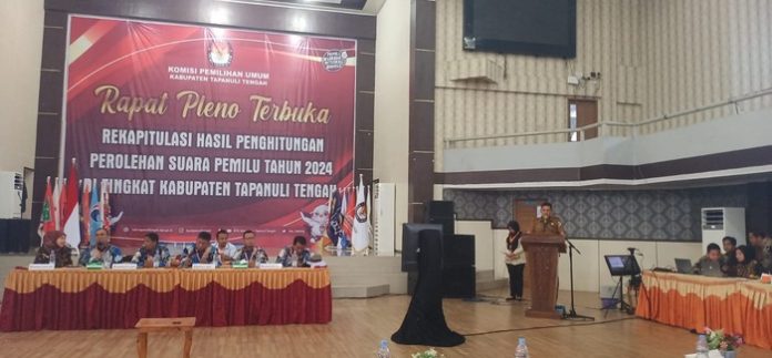 KPU Kabupaten Tapteng gelar rapat pleno Terbuka rekapitulasi penghitungan suara Pemilu Tahun 2024 di Tingkat Kabupaten (f:ist/mistar)