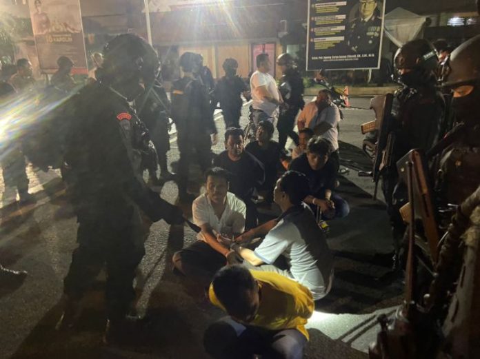 Polisi Kepung Lokasi Judi di Pulo Sari Pancur Batu, Sajam Hingga Senpi Disita