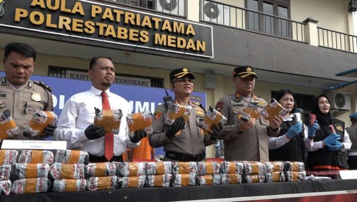Pemusnahan narkotika oleh Polrestabes Medan. (f:ist/mistar)
