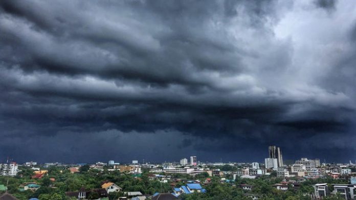 BMKG Deteksi Bibit Siklon Tropis Muncul, Pemudik Diimbau Hati-hati Cuaca Ekstrem