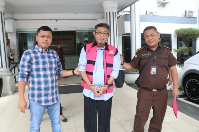 Dugaan Korupsi Pengelolaan Keuangan Negara, Mantan Dirut RSUP H Adam Malik Ditahan