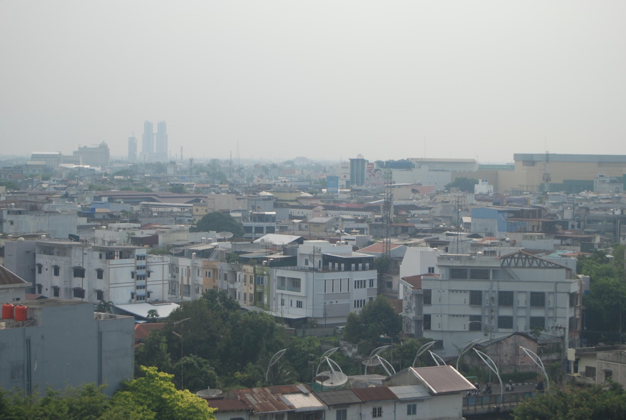 Kondisi udara Kota Medan yang terlihat tidak bersih