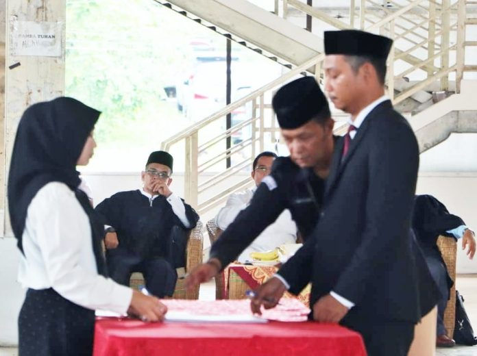 KPU Simalungun lantik 1.239 anggota PPS Pilkada 2024