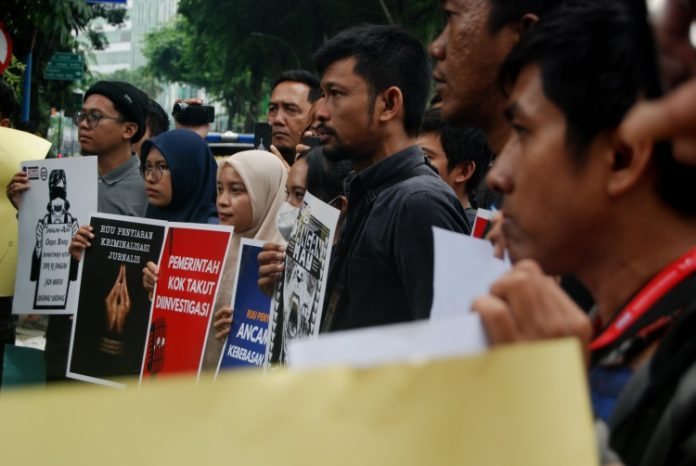 Puluhan jurnalis di Medan menolak RUU penyiaran