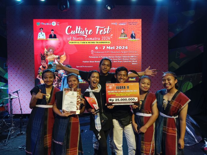 Sanggar Jabu Habinsaran meraih juara II pada Festival Tari dan Musik Tradisional 'Culture Fest Of North Sumatra 2024'