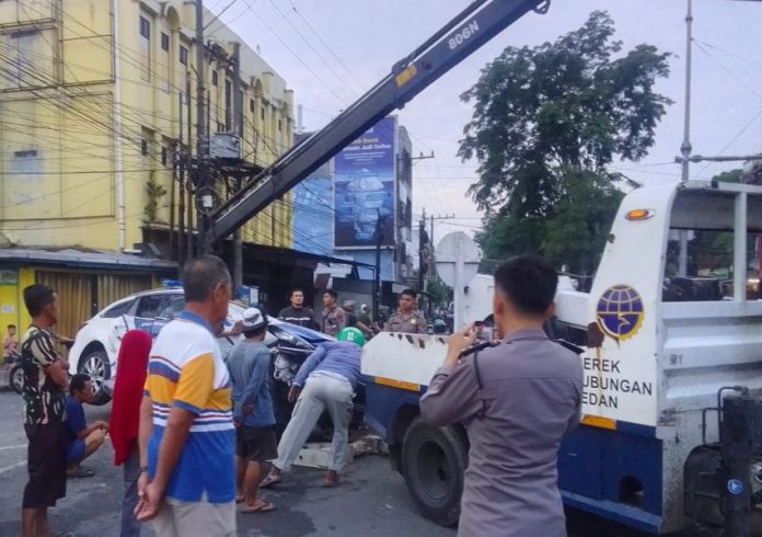 Mobil Satlantas Polrestabes Medan Alami Laka Lantas