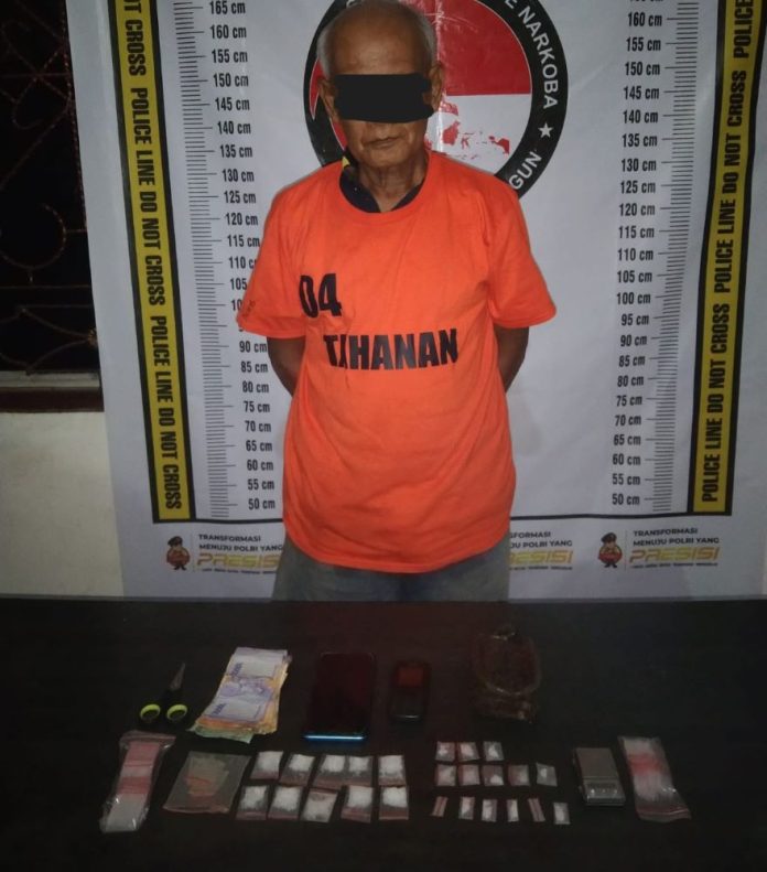 Salah satu tersangka yang diamankan Polres Simalungun