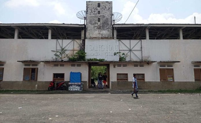 Stadion Sangnaualuh