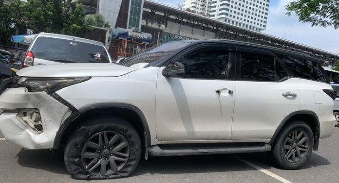 mobil fortuner