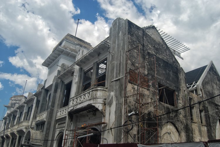 Proyek revitalisasi gedung Warenhuis di Jalan Hindu, Kesawan, Kota Medan