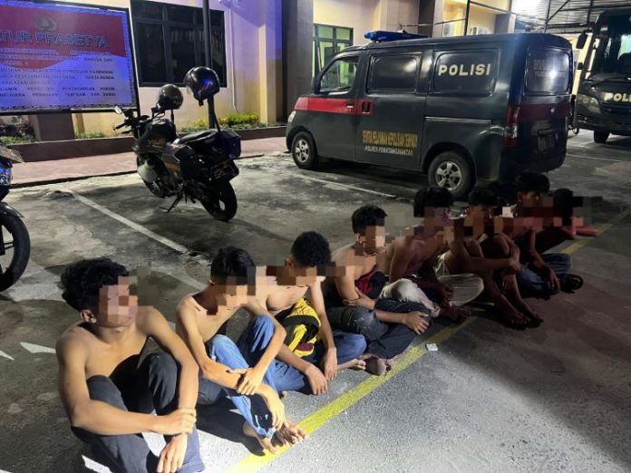 Puluhan remaja yang diamankan personel Polres Siantar