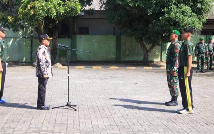 Plt Sekda Kota Tebing Tinggi H. Kamlan Mursyid, saat memberi arahan.(f:ist/mistar)