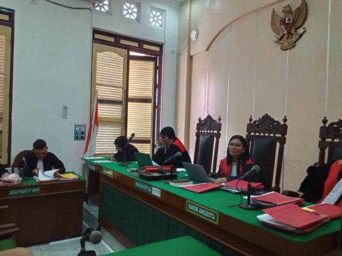 Sidang pembacaan putusan terhadap terdakwa Suriyadi yang diikuti terdakwa secara daring