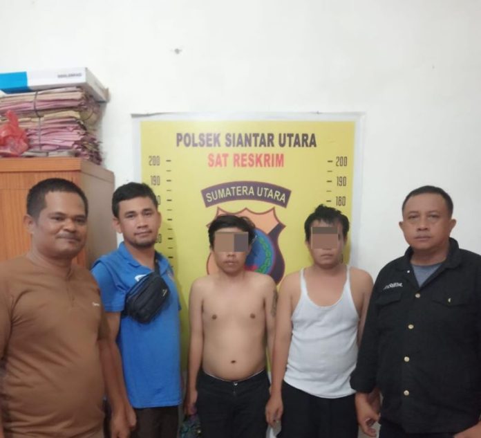 Dua pelaku ditangkap Polisi setelah mencuri tas dari dalam Mushola