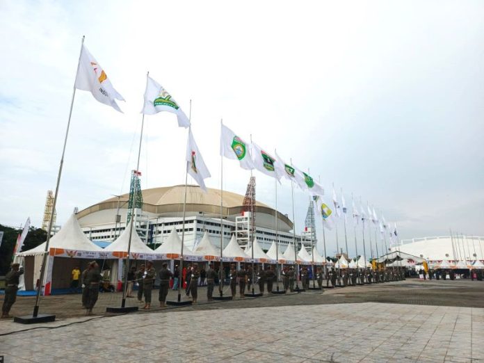 Upacara pengibaran bendera kontingen PON XXI 2024