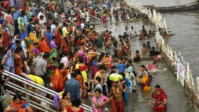 Festival Jivitputrika di India.