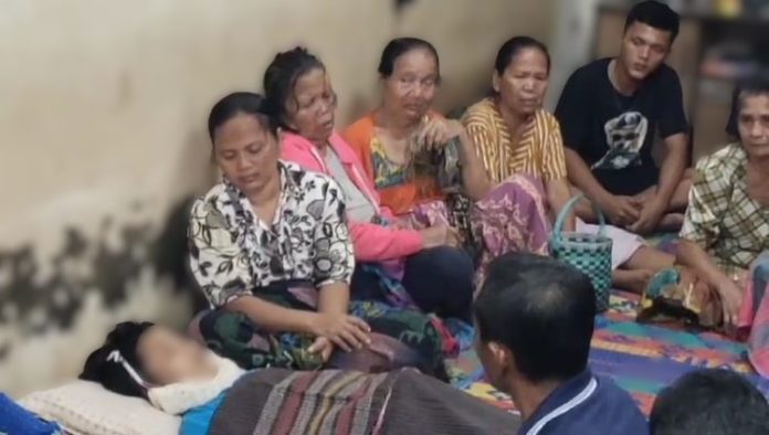 Ibu korban Derma br Padang menceritakan permintaan putranya sebelum meninggal dunia agar gurunya dipenjara.