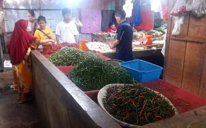 Pedagang cabai di Pasar Dwikora Pematangsiantar