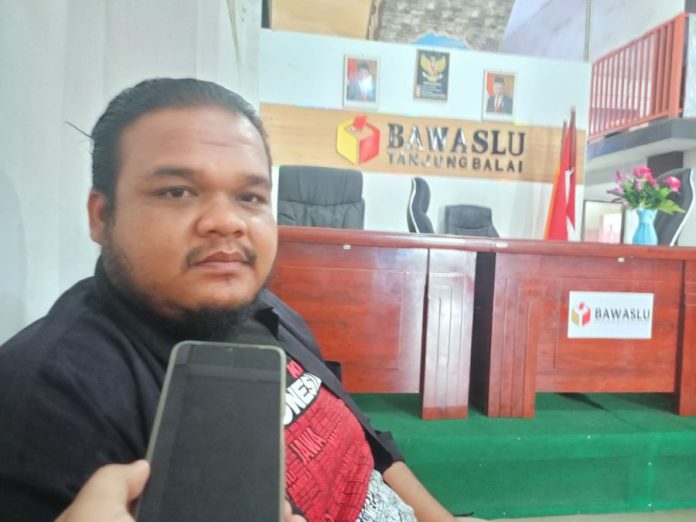 Nazmi Hidayat Kordiv Hukum Pencegahan Partisipasi Masyarakat dan Humas Bawaslu Tanjungbalai