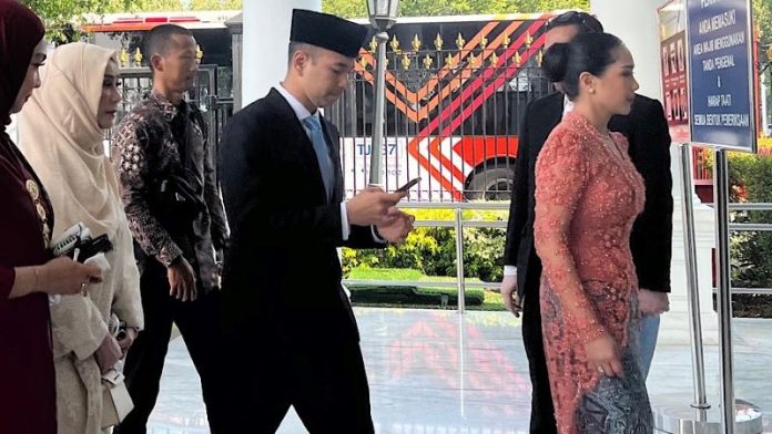 Raffi Ahmad dan Nagita Slavina tiba di Istana Negara