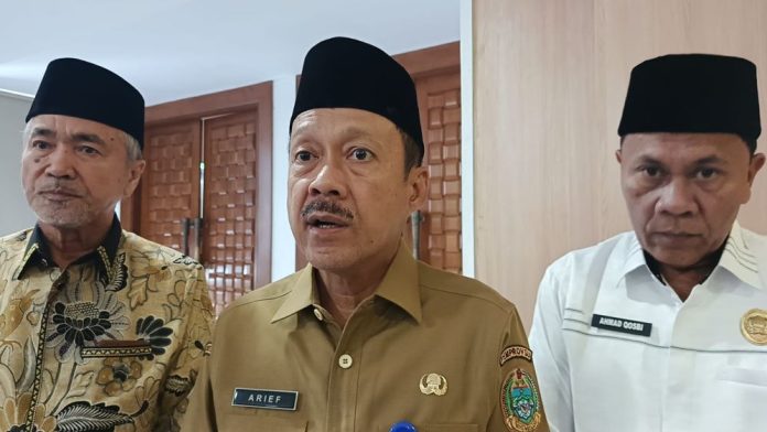 Sekdaprovsu, Arief Sudarto Trinugroho membuka Festival Seni dan Qasidah Sumut 2024