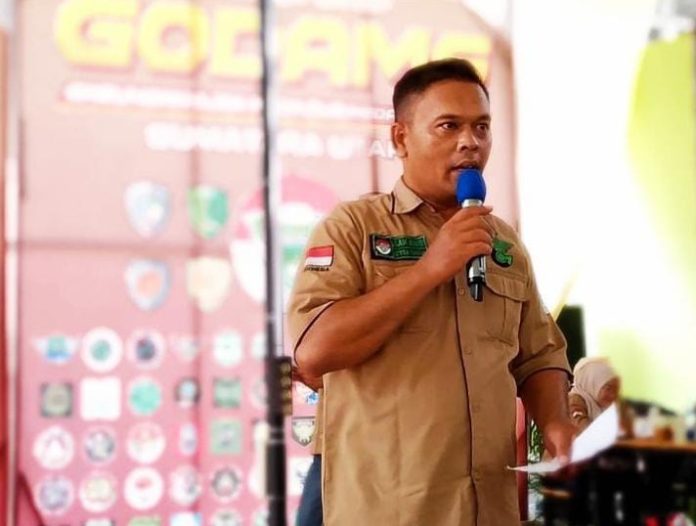 Ketua umum Godams, Agam Zubir