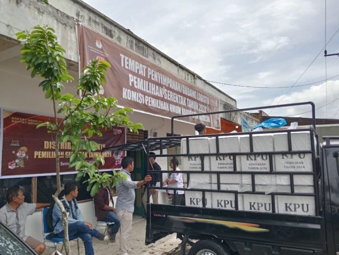 Pendistribusian logistik Pemilu untuk Kabupaten Samosir