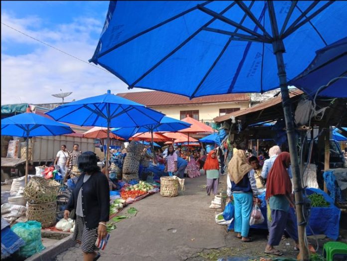 Suasana Pasar Dwikora di Pematangsiantar kembali ramai pasca-Natal