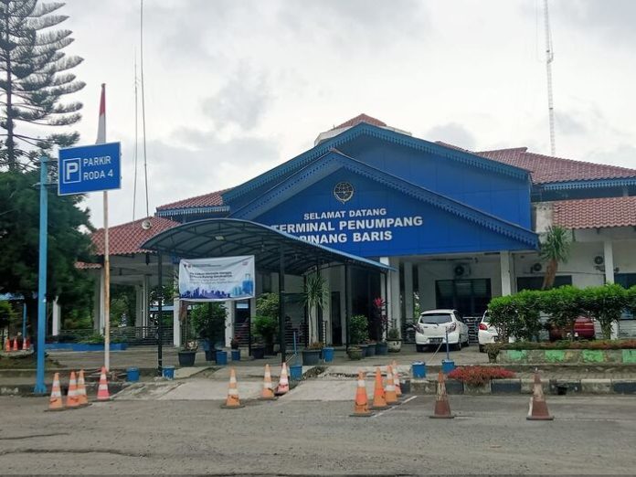 Terminal Pinang Baris