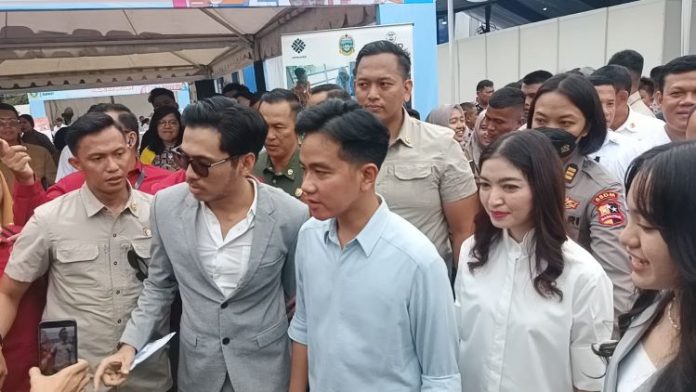 Wakil Presiden (Wapres) Republik Indonesia (RI), Gibran Rakabuming Raka melakukan kunjungan kerja (kunker) di Kota Medan.