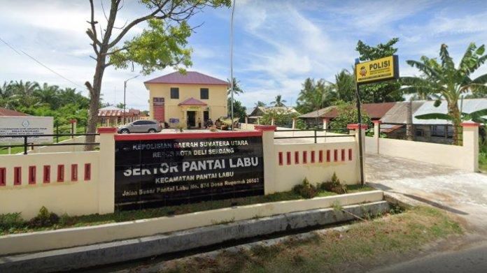 Kantor Polsek Pantai Labu di Jalan Besar Pantai Labu Desa Paluh Sebaji Kecamatan Pantai Labu.